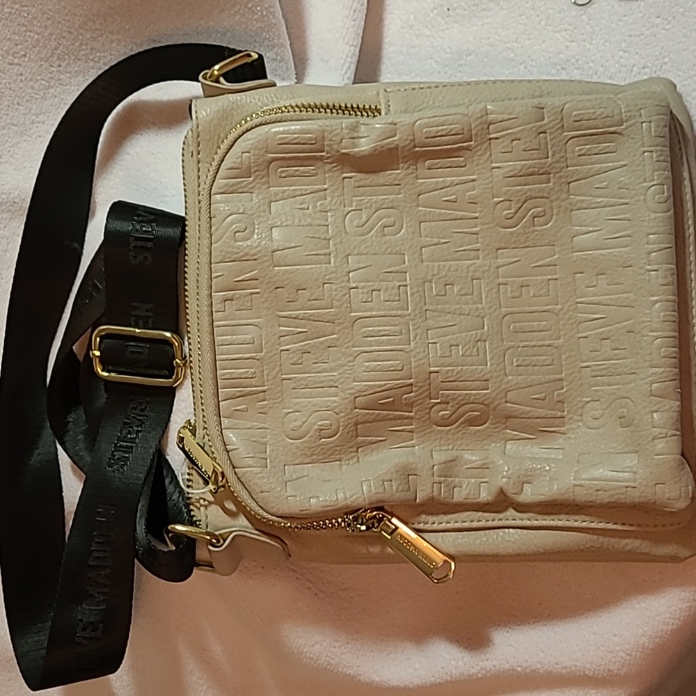 Steve Madden crossbody EUC